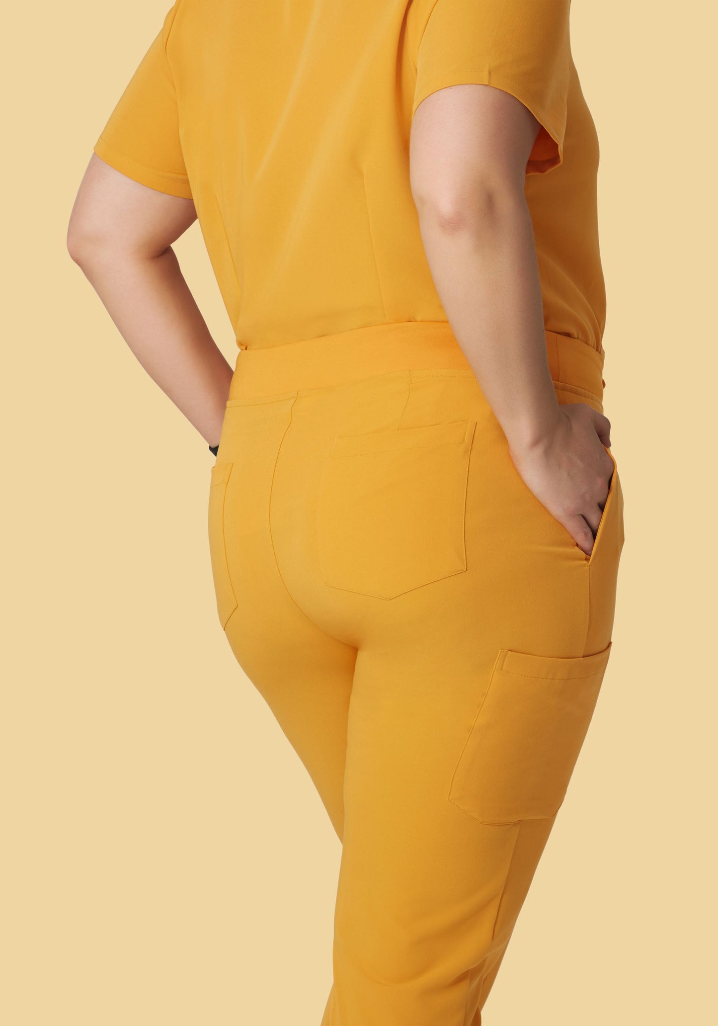 9 Pocket Joggers Honey