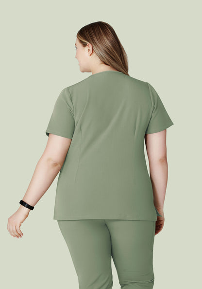 One Pocket Top Cool Sage